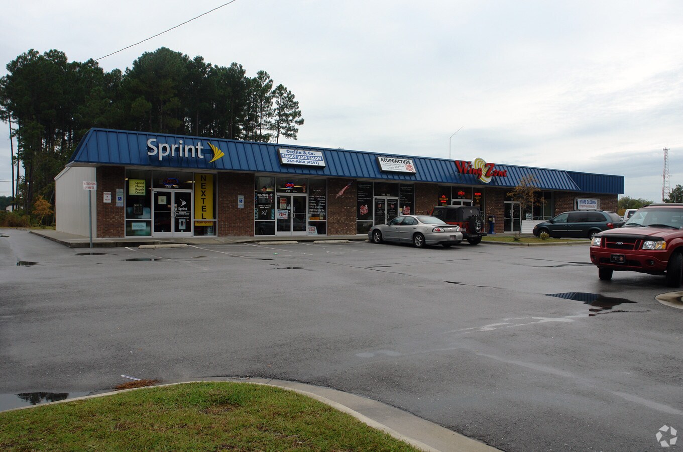 215 Western Blvd, Jacksonville, NC 28546