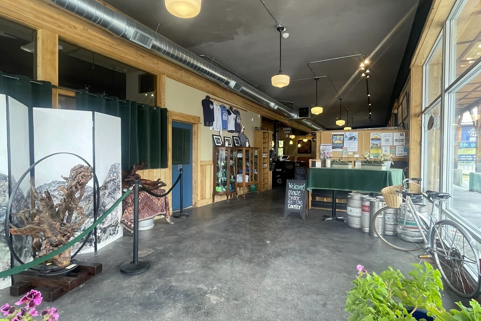 201 N Methow Valley Hwy, Twisp, WA for lease Interior Photo- Image 1 of 1