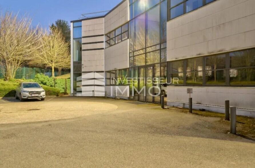 Flex in Roissy-en-France for lease - Building Photo - Image 2 of 5