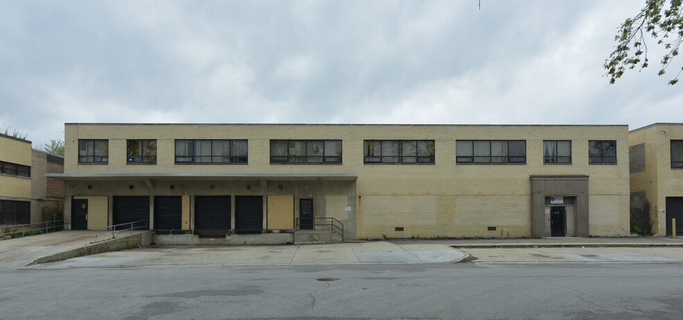 3500 N Kostner Ave, Chicago, IL for sale - Building Photo - Image 1 of 4