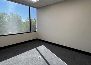 560 Mill St, Reno, NV for lease Interior Photo- Image 2 of 6