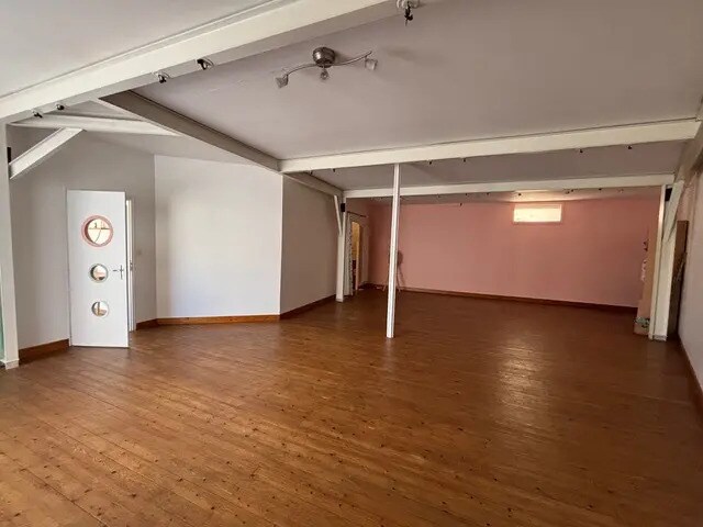 Retail in Bordeaux for lease - Interior Photo - Image 3 of 4