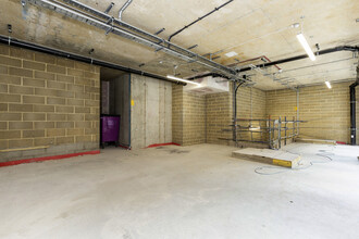 15-27 Toynbee St, London for lease Interior Photo- Image 2 of 4