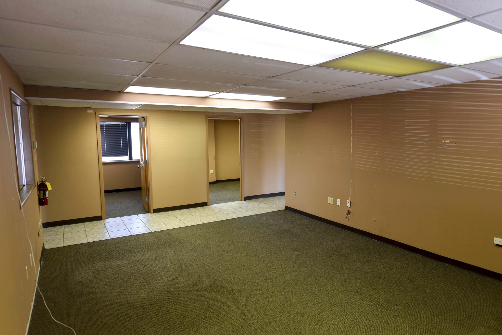 2450 West Dr, Oaks, PA for lease Interior Photo- Image 1 of 7