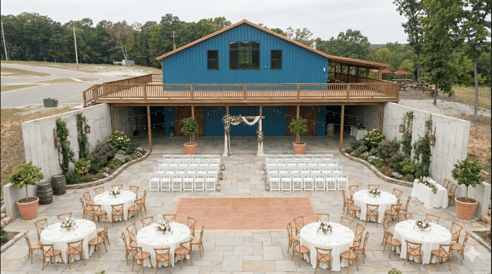 100 Grand Vintners Lane, Lake Ozark, MO for sale - Building Photo - Image 3 of 42