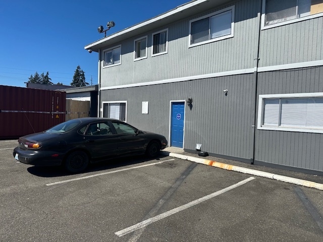 4928 115th Street Ct SW, Lakewood, WA for lease - Building Photo - Image 3 of 26