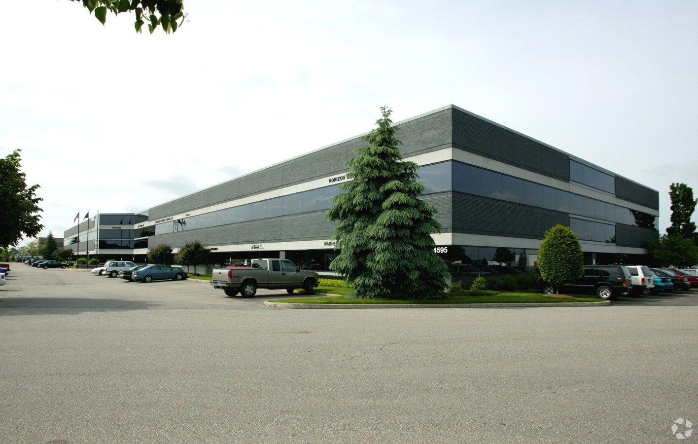 4595 Broadmoor Ave SE, Grand Rapids, MI 49512 Office for Lease