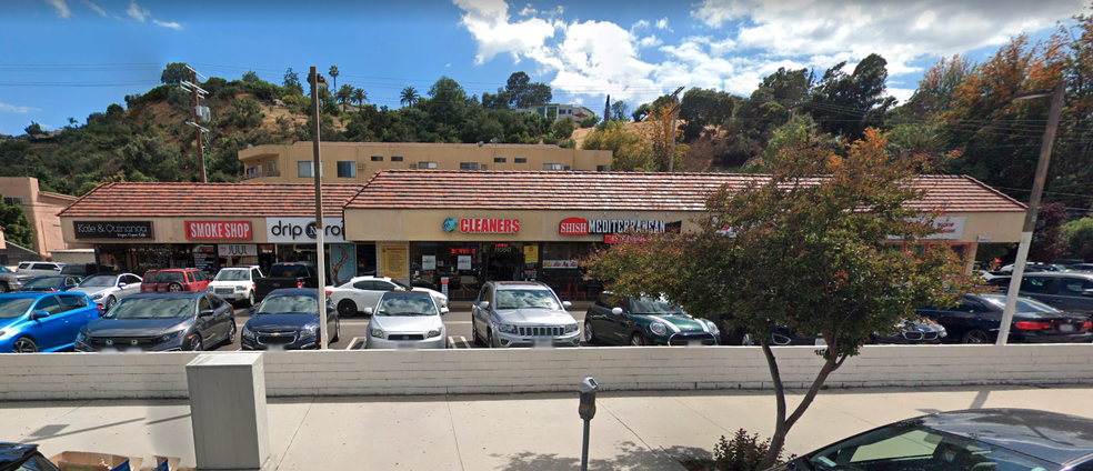 11044-11056 Ventura Blvd, Studio City, CA for lease - Building Photo - Image 1 of 6