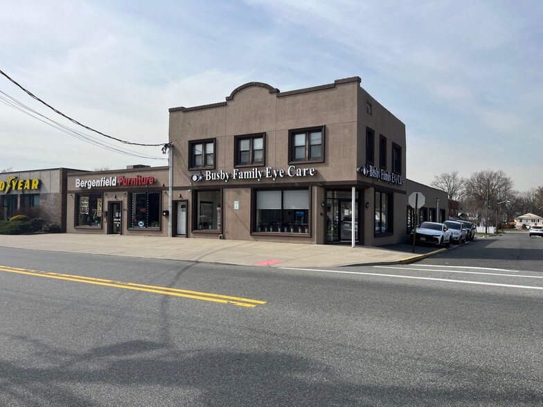 210 S Washington Ave, Bergenfield, NJ for sale - Building Photo - Image 1 of 11