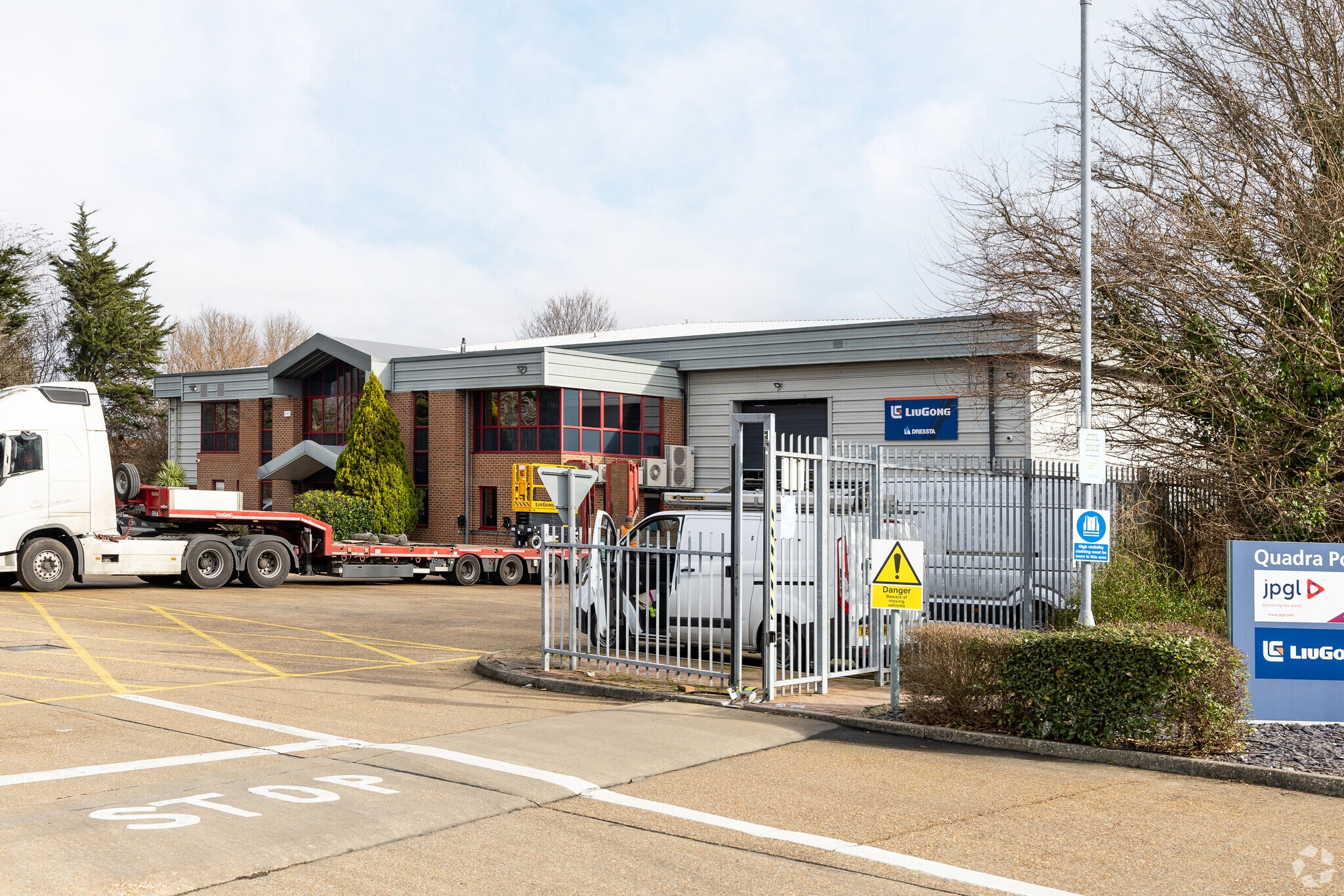 Sharps Clos, Portsmouth for sale Primary Photo- Image 1 of 1