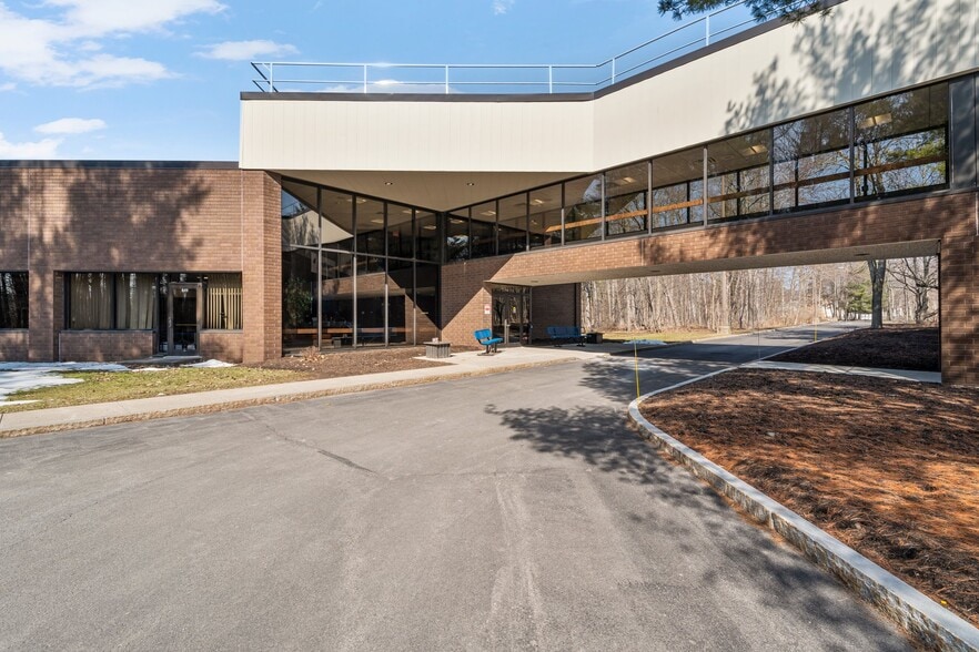 780 Warren Rd, Ithaca, NY for sale - Building Photo - Image 2 of 2