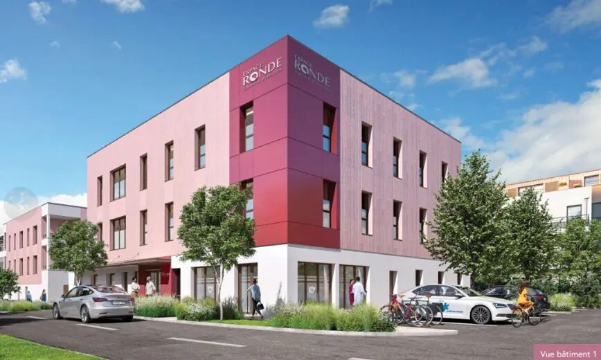 Retail in Croissy-sur-Seine for sale Building Photo- Image 1 of 4