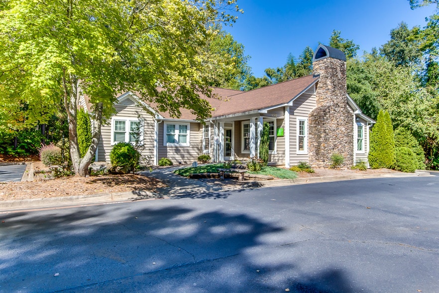 135 Professional Park Dr, Seneca, SC for lease - Building Photo - Image 2 of 45