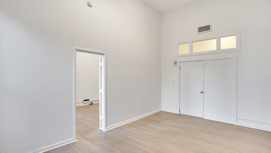 2758-2764 Octavia St, San Francisco, CA for lease Interior Photo- Image 2 of 6