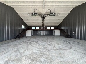 320 N Ridge Rd, Marble Falls, TX for lease Interior Photo- Image 2 of 9