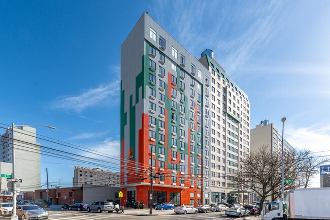More details for 9-02 38th Ave, Long Island City, NY - Hospitality for Sale