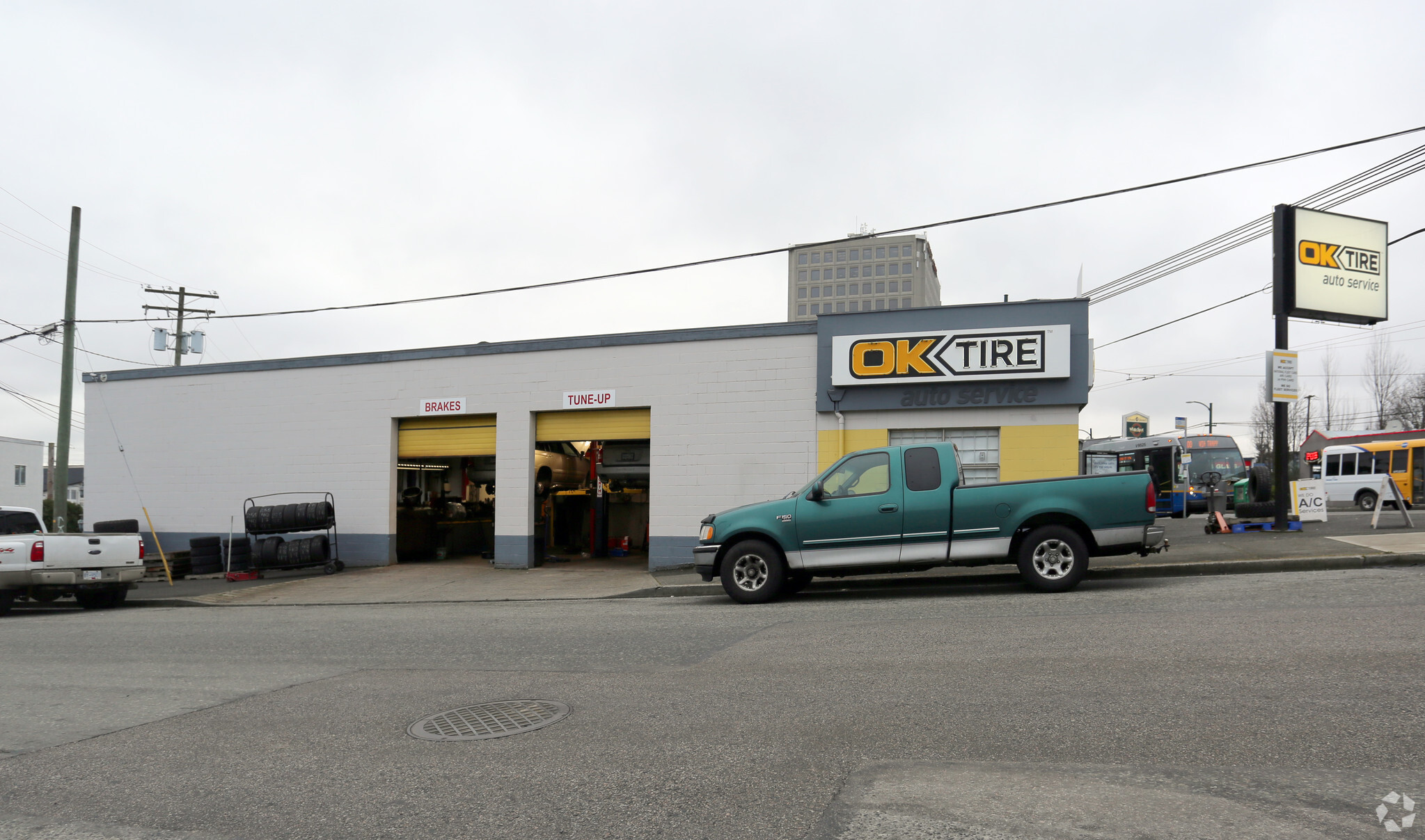 1006 SW Marine Dr, Vancouver, BC for lease Building Photo- Image 1 of 4