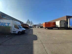 Suttons Business Park, Reading for lease Building Photo- Image 2 of 5