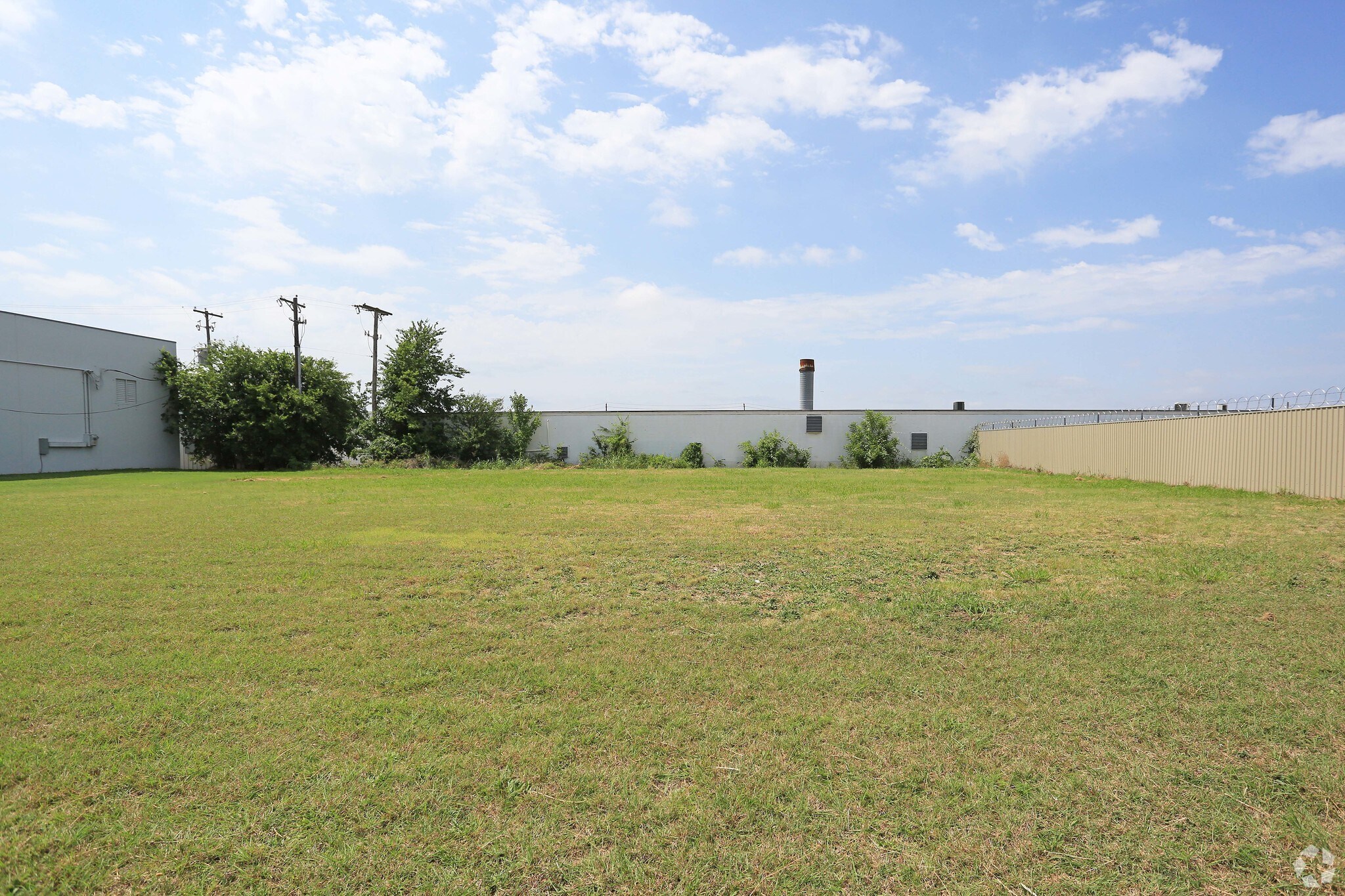 3208 Bishop Dr, Arlington, TX for sale Primary Photo- Image 1 of 1