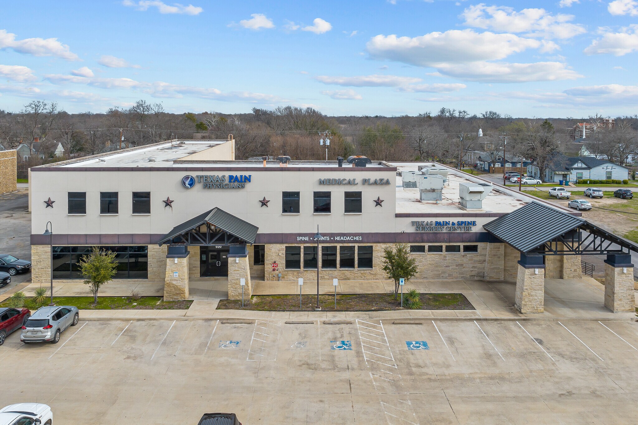 600-602 Ferris Ave, Waxahachie, TX for sale Building Photo- Image 1 of 1