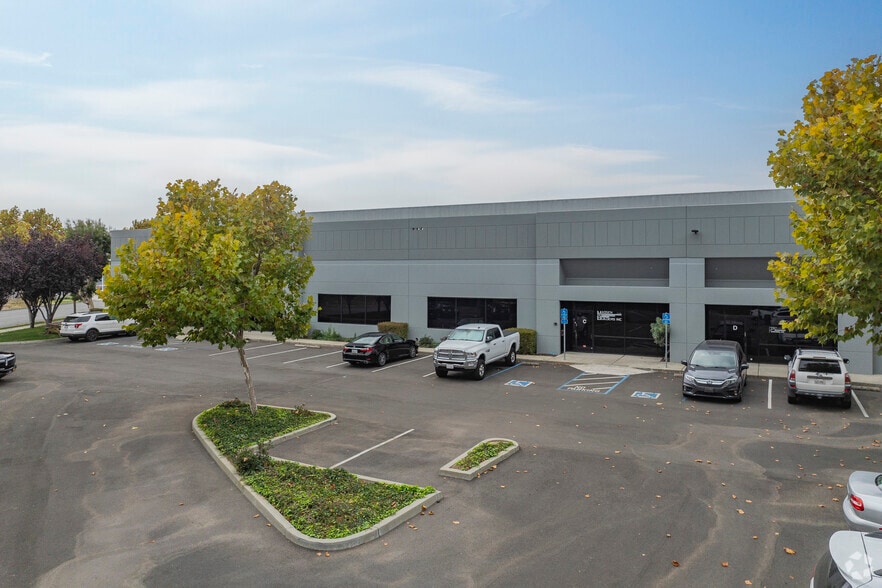 7300 Central Ave, Newark, CA for lease - Building Photo - Image 3 of 14