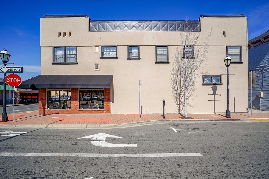 411-413 Ferry St, Martinez, CA for sale - Building Photo - Image 3 of 32