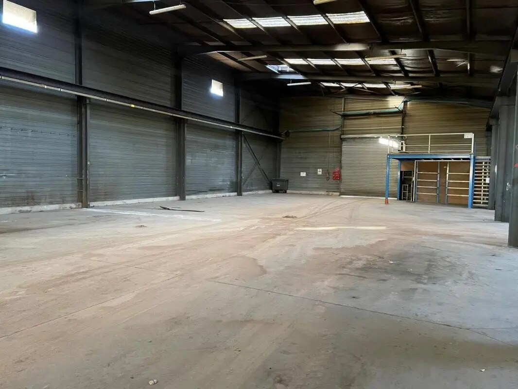 Industrial in Brignoles for lease Interior Photo- Image 1 of 6