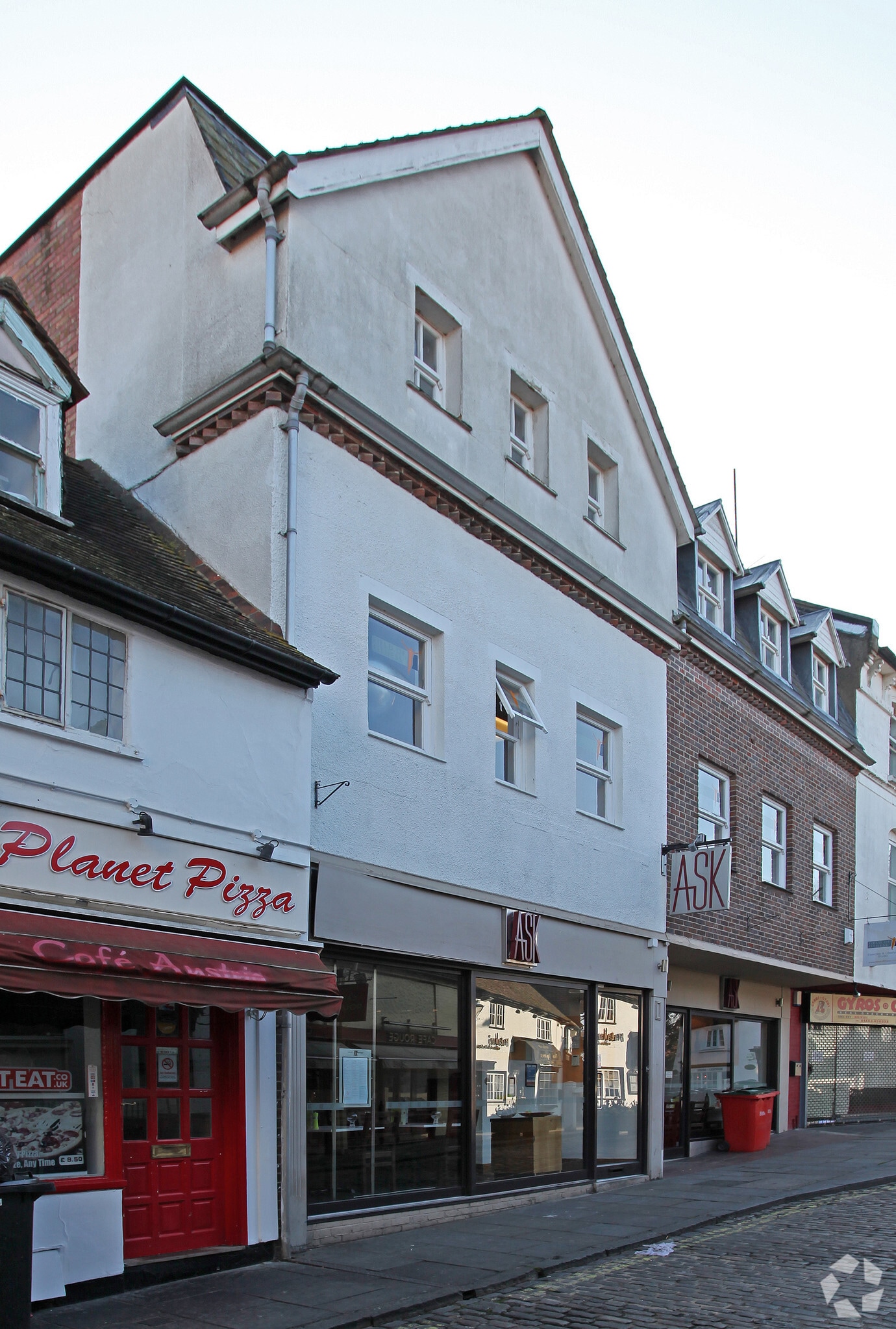 16-19 Chapel St, Guildford for sale Primary Photo- Image 1 of 1