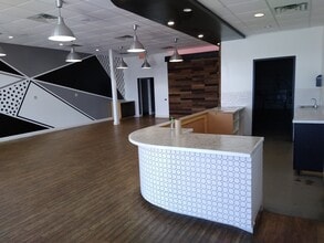 8918 W 21st St, Wichita, KS for lease Interior Photo- Image 2 of 7