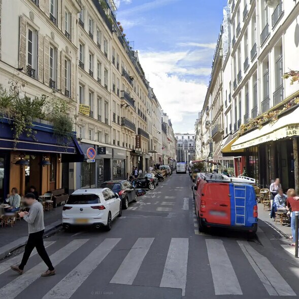 Retail in Paris for lease - Building Photo - Image 1 of 3
