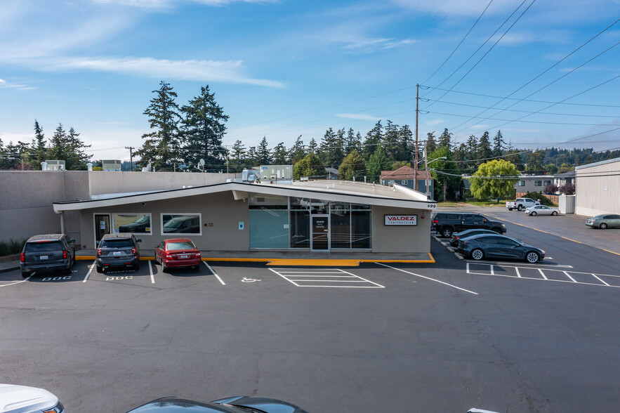 499 NE Midway Blvd, Oak Harbor, WA for sale - Primary Photo - Image 1 of 35