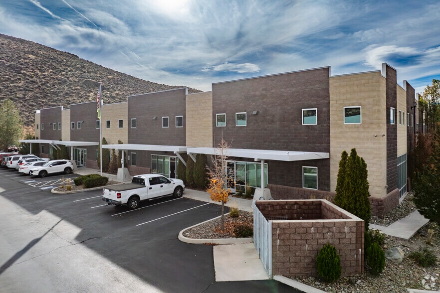 3760 Barron Way, Reno, NV for sale - Primary Photo - Image 1 of 5
