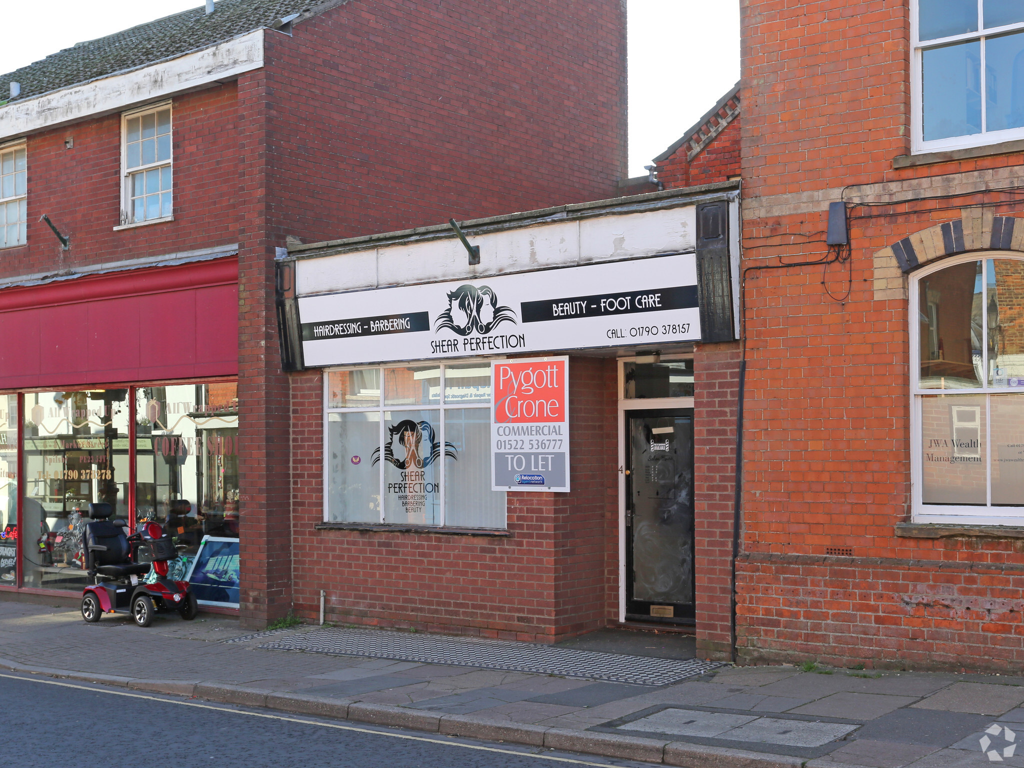 4 Market St, Spilsby for lease Primary Photo- Image 1 of 6