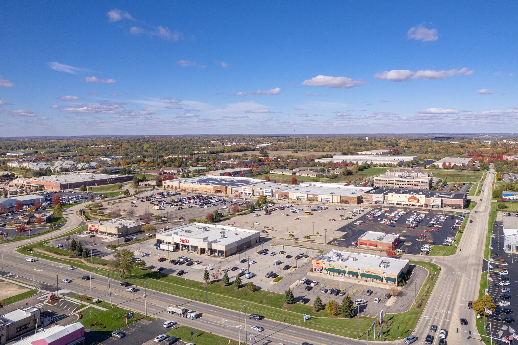 Five Below In Crystal Lake Il 5300 Northwest Hwy, Crystal Lake, IL 60014 - Bohl Farm Marketplace Lot