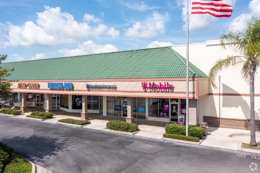 715 N 14th St, Leesburg, FL for lease - Building Photo - Image 3 of 7