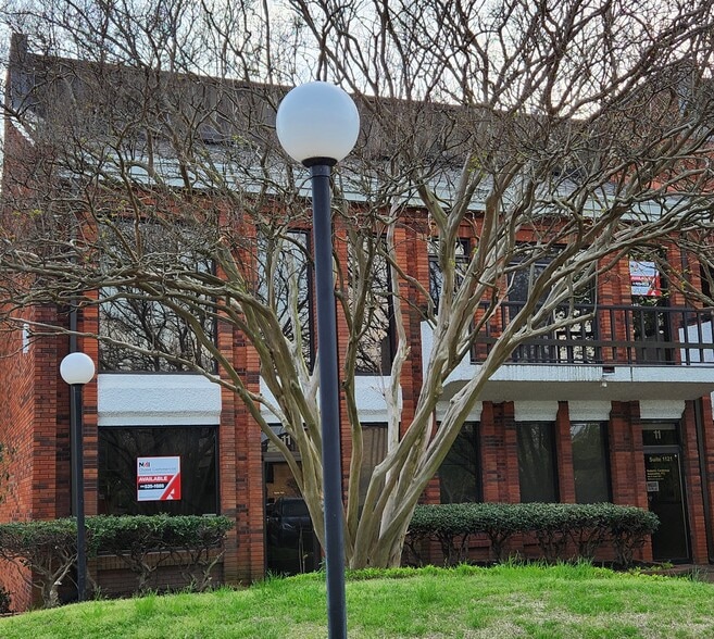 303 Williams Ave SW, Huntsville, AL for lease - Building Photo - Image 1 of 12