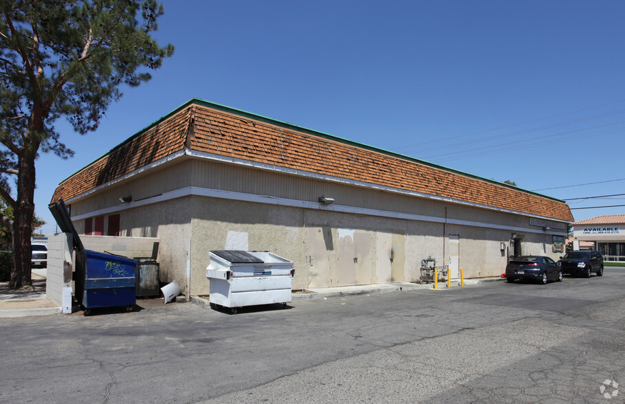 103-269 E Stetson Ave, Hemet, CA for lease - Building Photo - Image 3 of 3