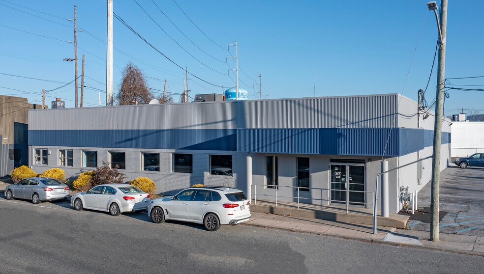 49 Bethpage Rd, Hicksville, NY for sale - Building Photo - Image 1 of 1