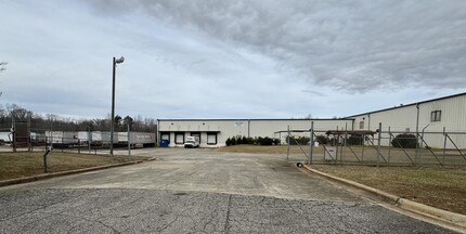 140 Lionheart Dr, Mocksville, NC for lease Building Photo- Image 2 of 6