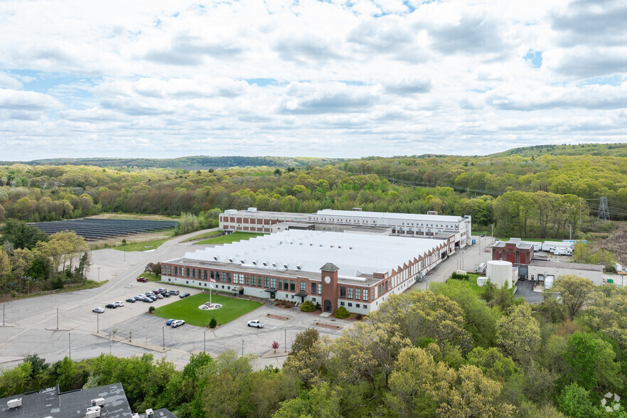 582 Great Rd, North Smithfield, RI for lease - Aerial - Image 3 of 6