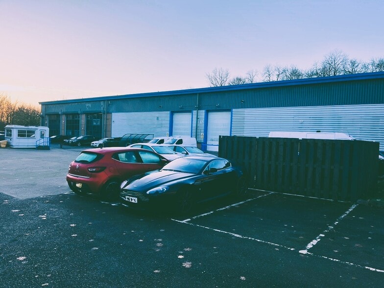 Tiber Way, Leicester for sale - Building Photo - Image 1 of 2