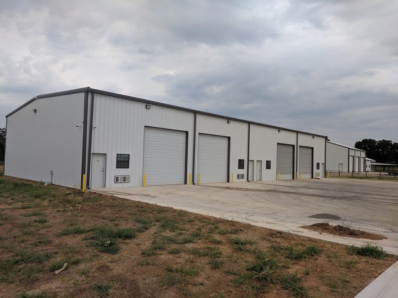 3056 W Highway 199, Springtown, TX for sale - Building Photo - Image 1 of 1