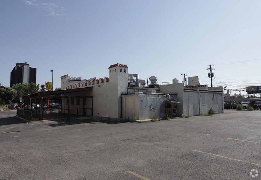 4930 W Colfax Ave, Denver, CO for sale - Building Photo - Image 3 of 8