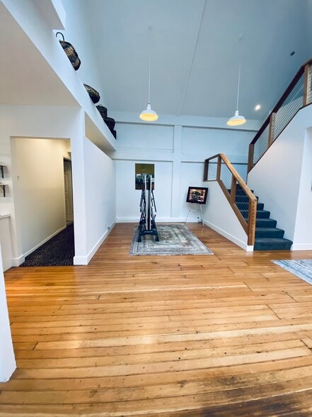 263 Hatch Ln, Burlingame, CA for lease - Building Photo - Image 3 of 9