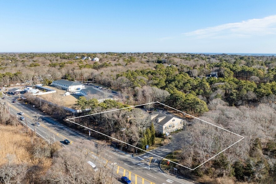 2036 County Road 39, Southampton, NY for sale - Building Photo - Image 1 of 18