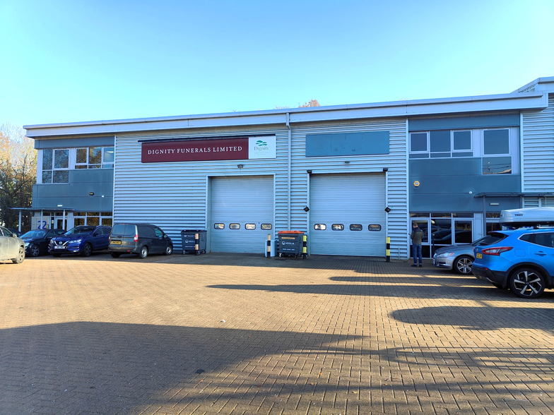 Swallowdale Ln, Hemel Hempstead for lease - Building Photo - Image 1 of 3