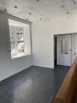 Stricklandgate, Kendal for lease Interior Photo- Image 1 of 3