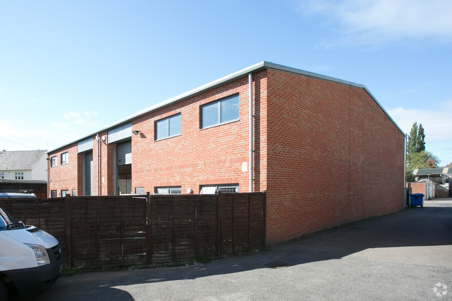 Mead Rd, Cheltenham for sale - Primary Photo - Image 1 of 1