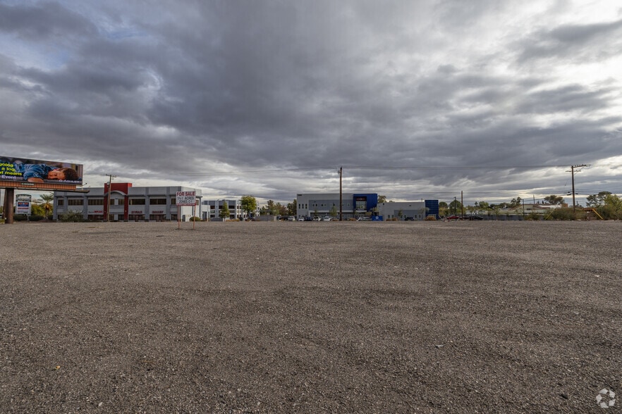 1339 S Jones Blvd, Las Vegas, NV for sale - Primary Photo - Image 1 of 12