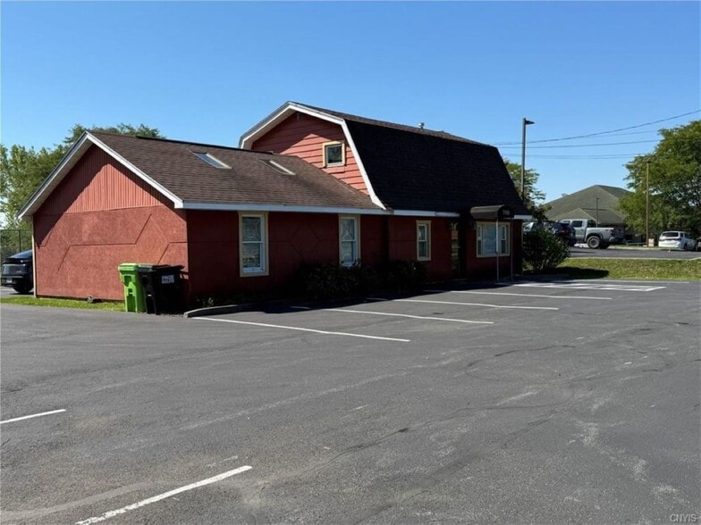 5998 State Route 31, Cicero, NY for sale - Building Photo - Image 1 of 15